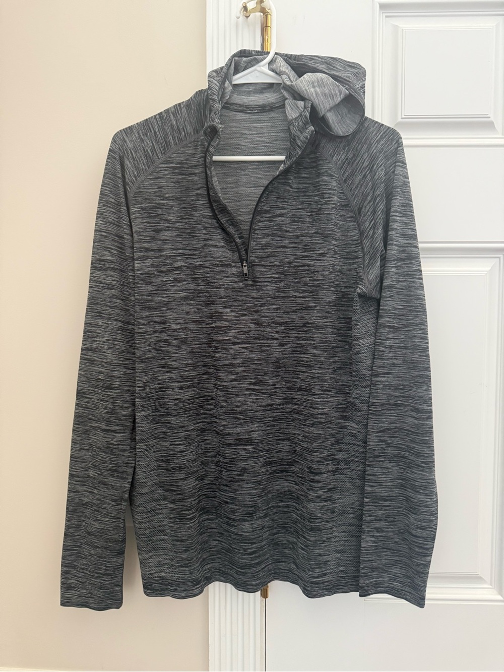 Lululemon Men’s Metal Vent Tech Hoodie 1/4 zip